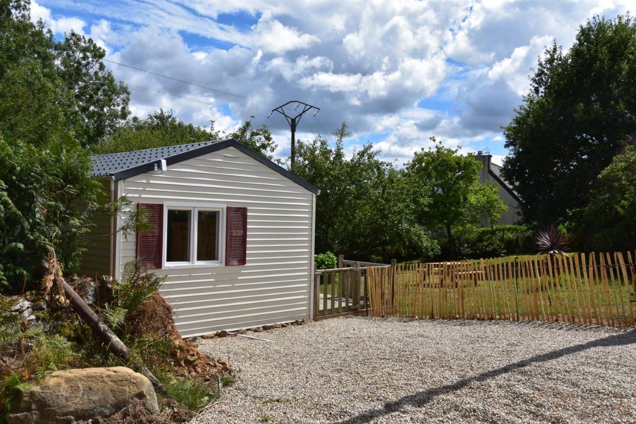 Mobil-home A La Campagne * Le Faou
