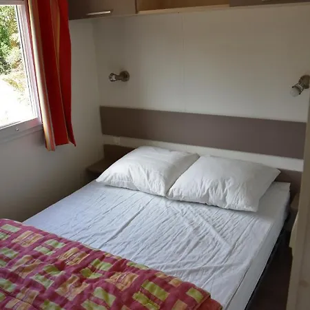 Mobil-Home A La Campagne Le Faou Exterior photo
