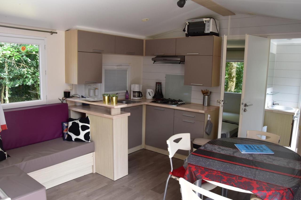 Mobil-home A La Campagne * Le Faou